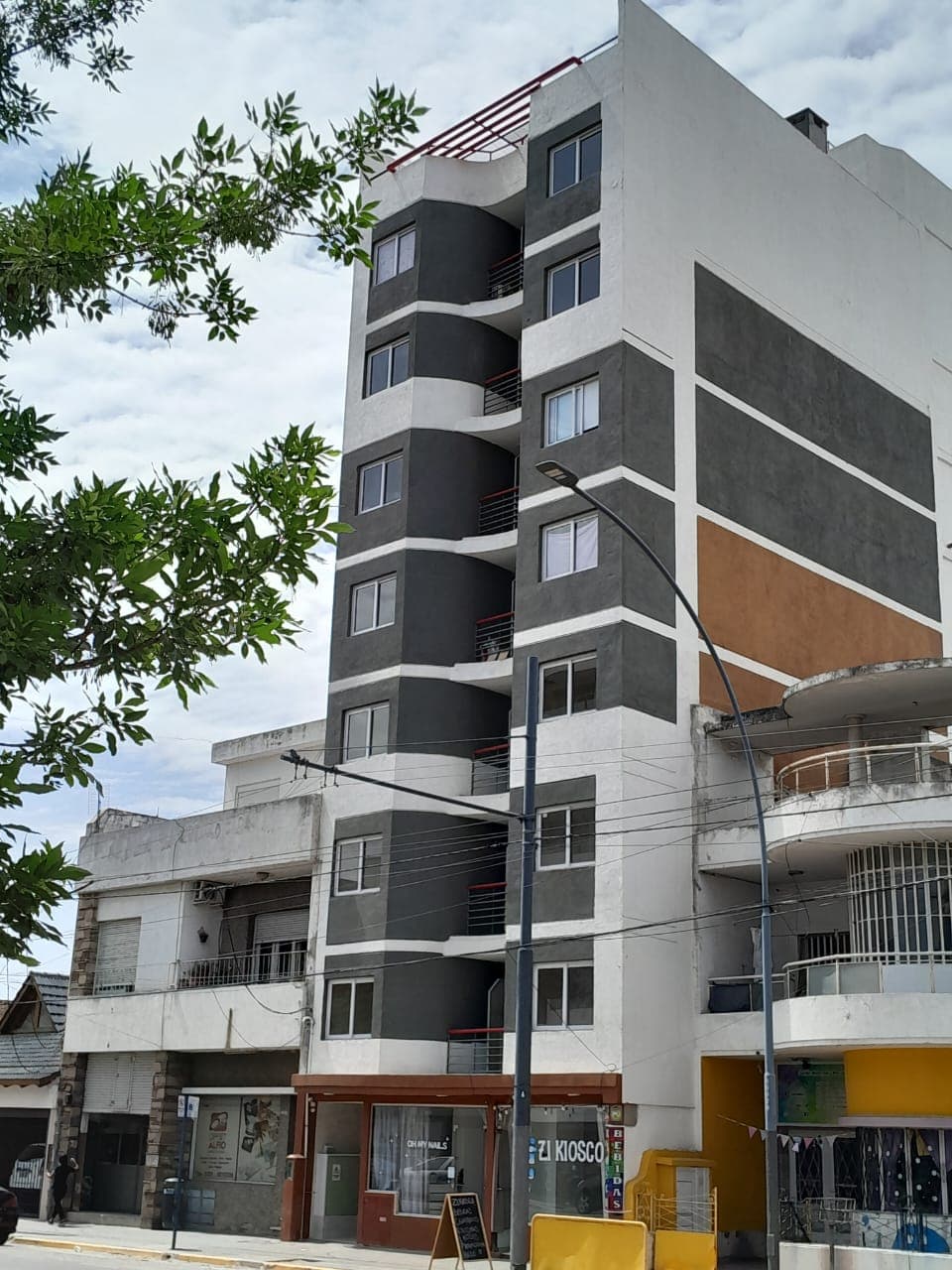 Venta DEPARTAMENTOS en Barrio General Paz, Edificio Concorde 4 - Imagen 1