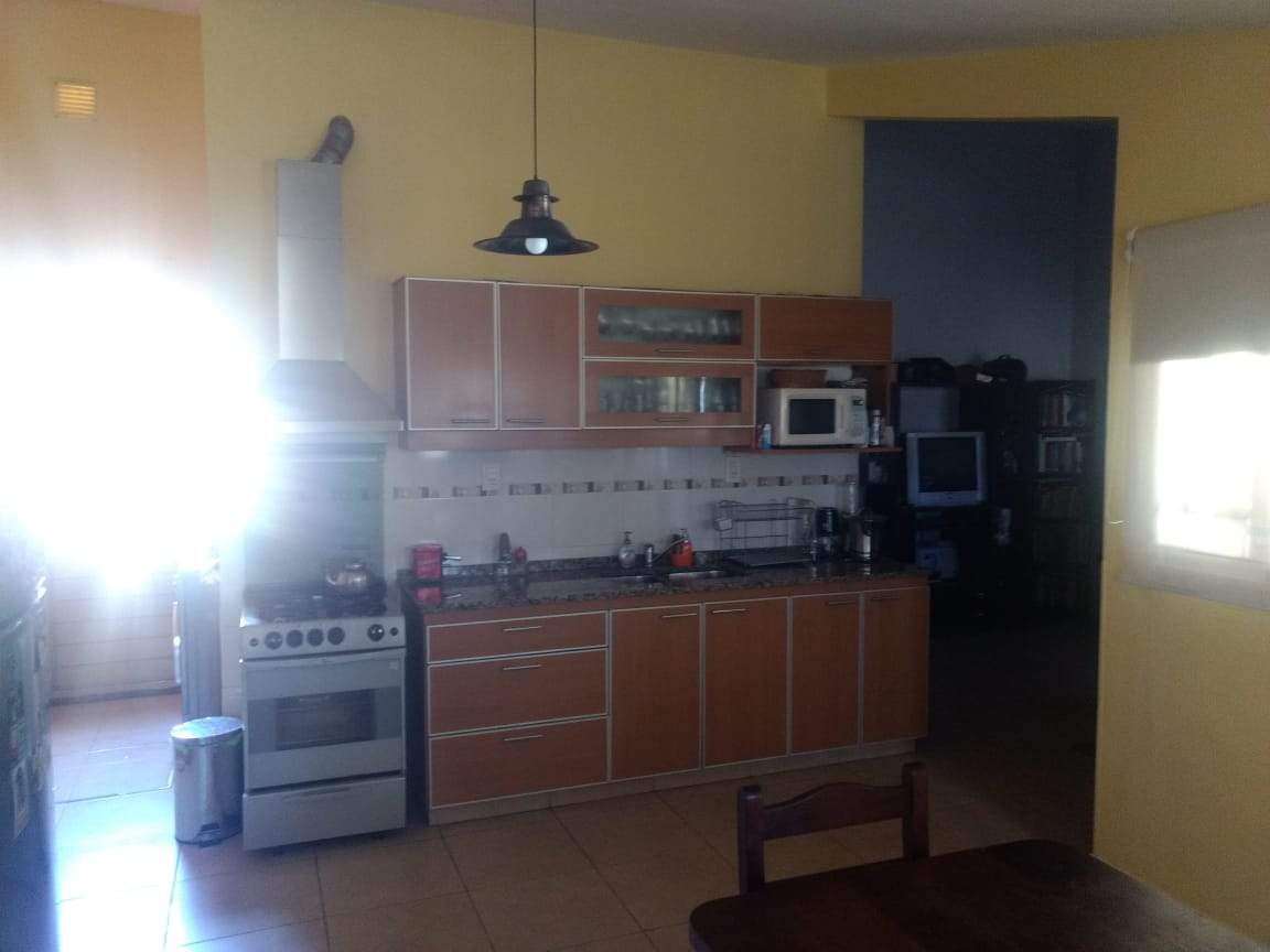 Venta CASA en Barrios Los Robles de Horizonte - Imagen 1