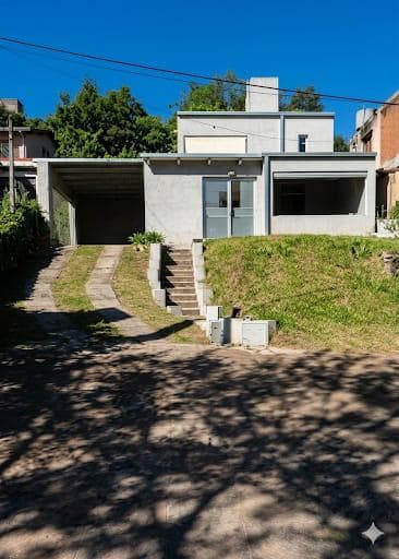 CASA EN VENTA RIO CEBALLOS, APTA CREDITO!! - Imagen 1