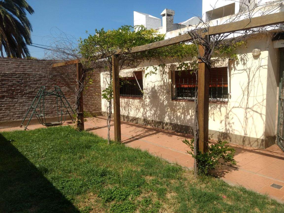 Se vende CASA en Barrio Parque Horizonte - Imagen 1