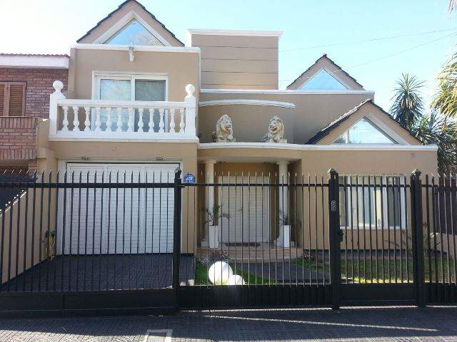 Se vende casa en Barrio Quebrada de las Rosas - Imagen 1