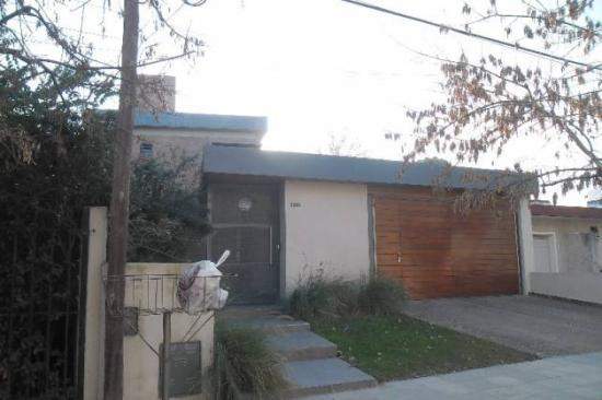 Se vende casa en Barrio Argüello - Imagen 1