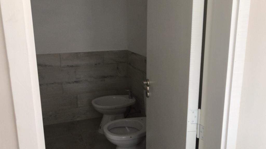 Venta LOCAL B° Centro, Calle Mariano Moreno - Imagen 1