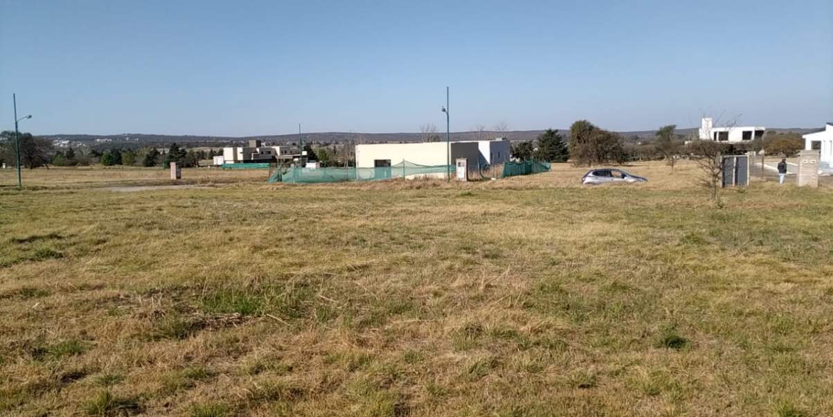 Venta LOTE en Valle del Golf - Imagen 1