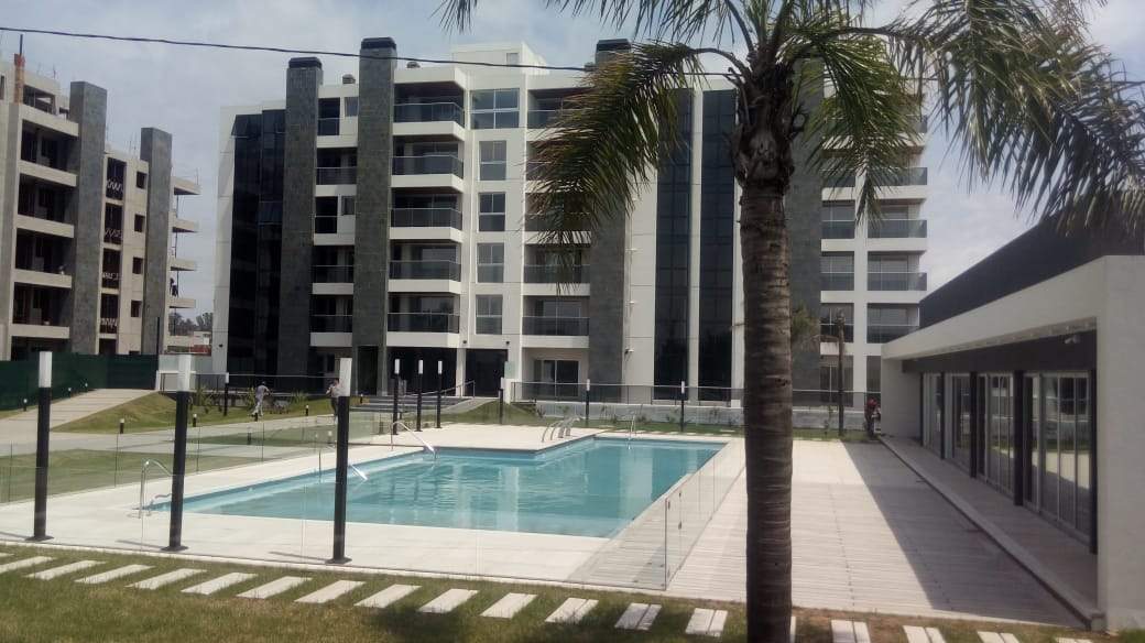 Venta DEPARTAMENTOS en Condominio Mediland Village, Torre Concepción en B Urca, calle Emilio Lamarca - Imagen 1