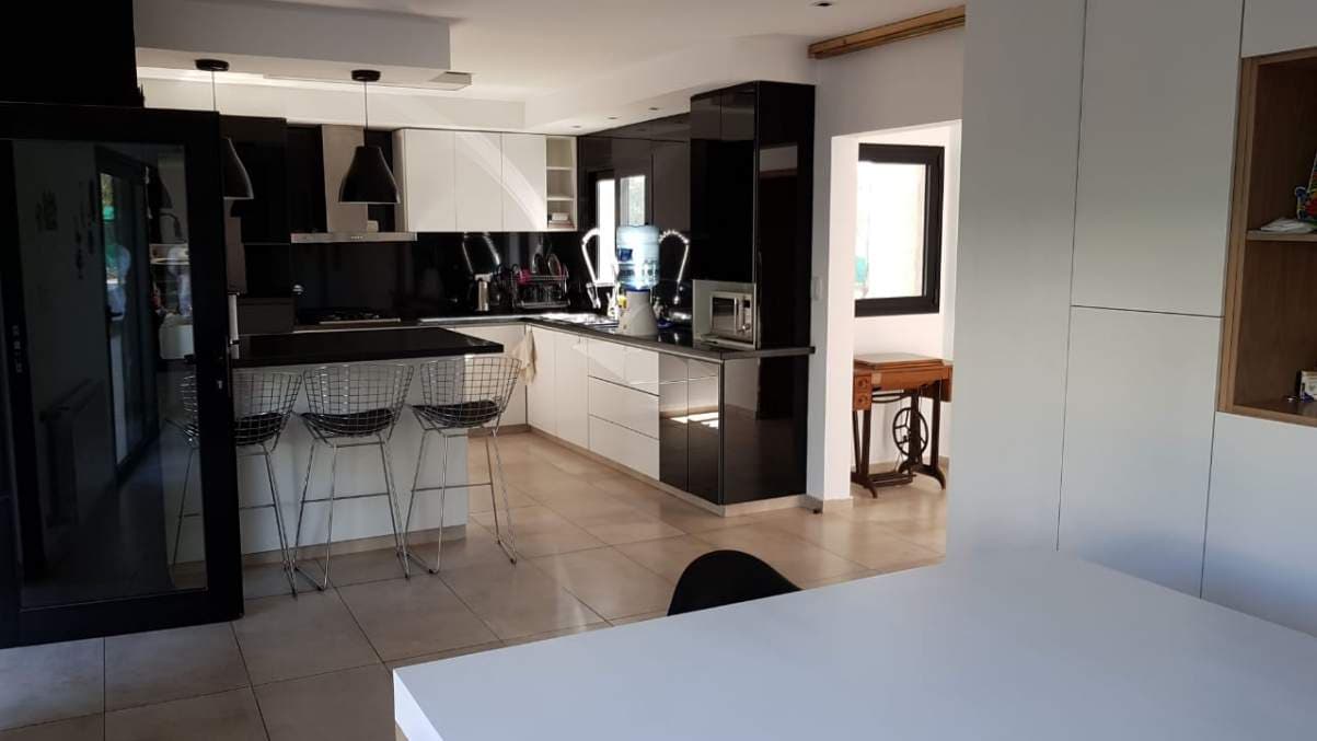 Venta CASA en B° cerrado Jardín Ingles, Valle Escondido - Imagen 1
