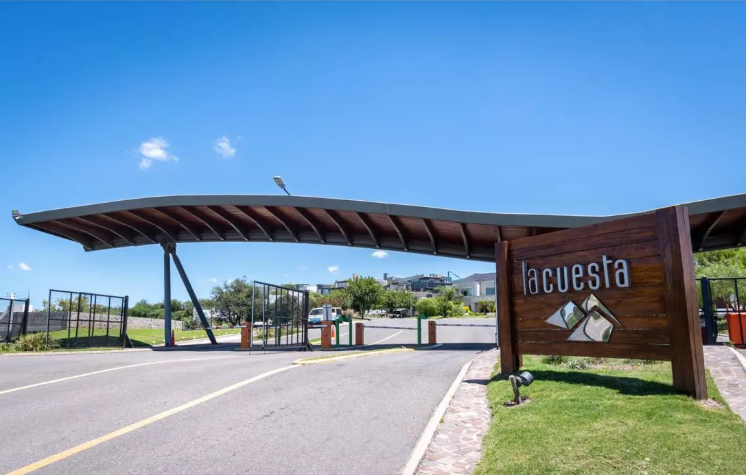 Venta CASA en obra en La Cuesta Villa Residencial, La Calera - Imagen 1