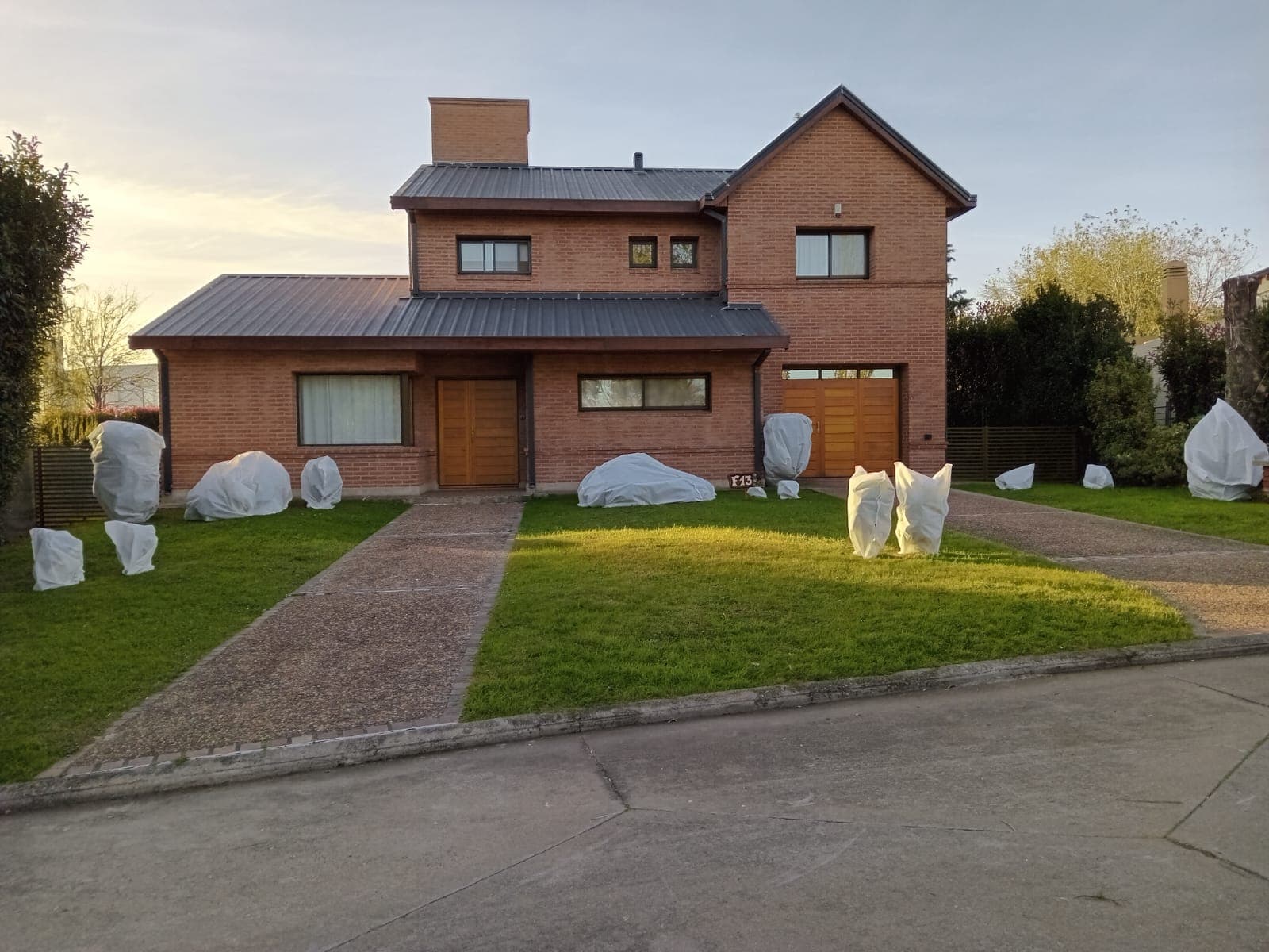 Venta CASA en country B Los Cielos, Valle Escondido - Imagen 1