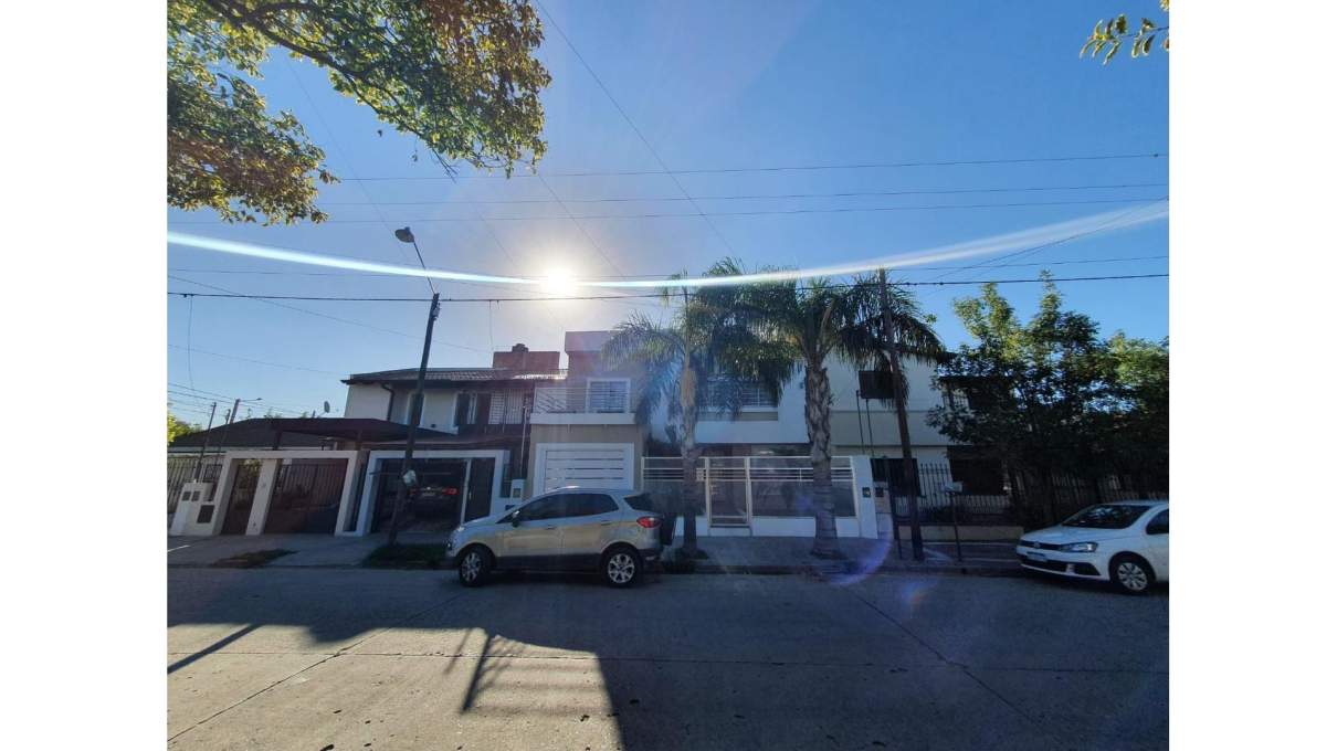 Oportunidad Venta CASA en Barrio Residencial Velez Sarfield, Córdoba - Imagen 1