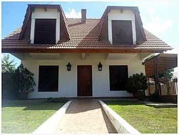 Venta CASA en Carlos Paz, Barrio Santa Rita, calle Gob. Alcorta ID: 4044 - Imagen 1
