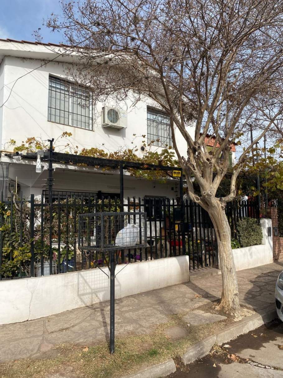 EXCELENTE UBICACION !!!! Venta CASA en Villa Carlos Paz, Córdoba - Imagen 1