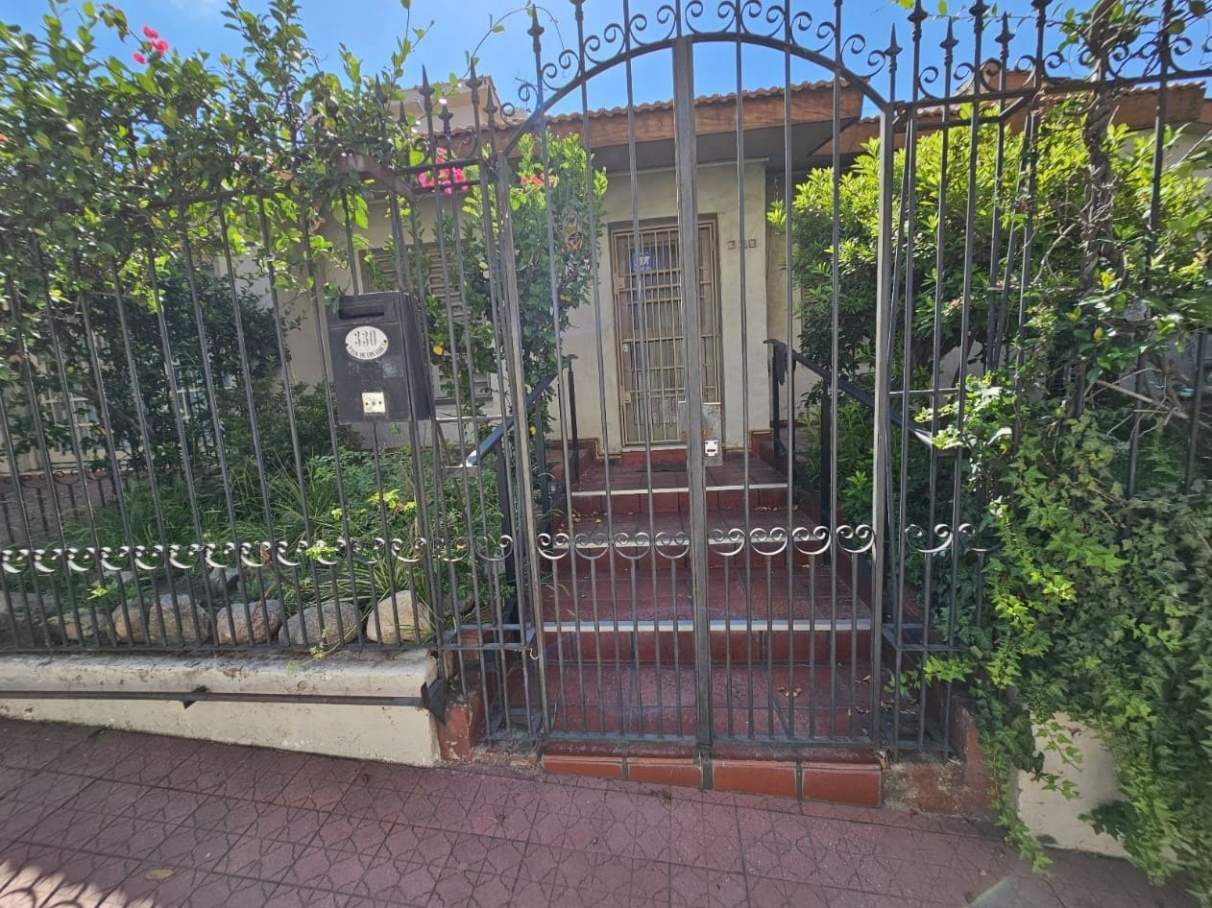 Venta CASA EN ESQUINA en Barrio Paso de los Andes, Cordoba Capital ID: 4202 - Imagen 1