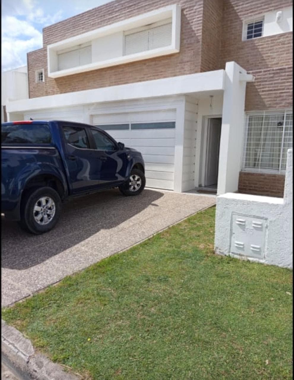Alquiler DUPLEX de 3 dormitorios en Barrio Oasis