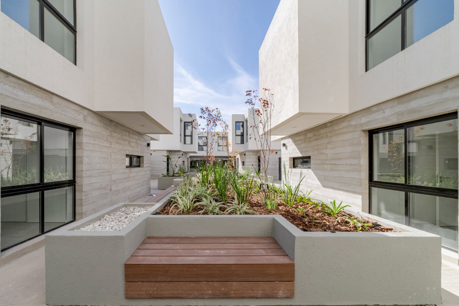 Venta Casa Poeta Lugones A Estrenar Complejo Cerrado - Imagen 1