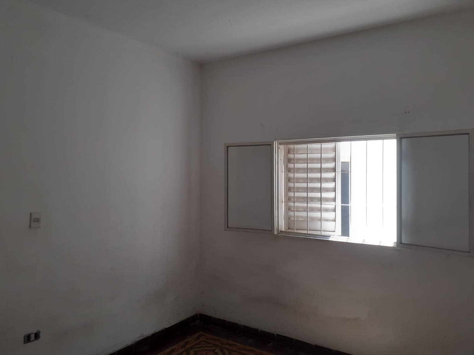 CASA EN VENTA EN BARRIO PUEYRREDON - Imagen 1