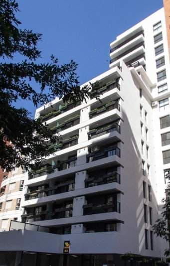 ¡Cochera en Venta en Nueva Córdoba! Seguridad y Comodidad en Edificio Berdea - Imagen 1