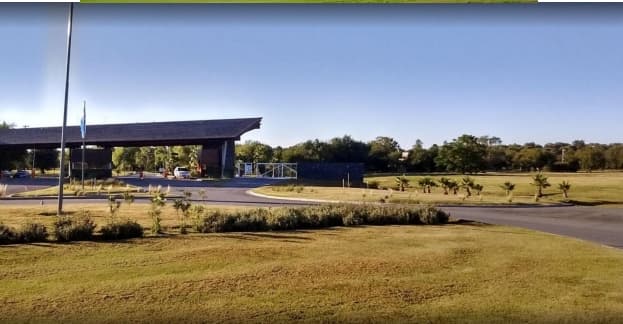 Lote en Venta en Valle del Golf: Exclusividad y Naturaleza en las Sierras de Córdoba - Imagen 1