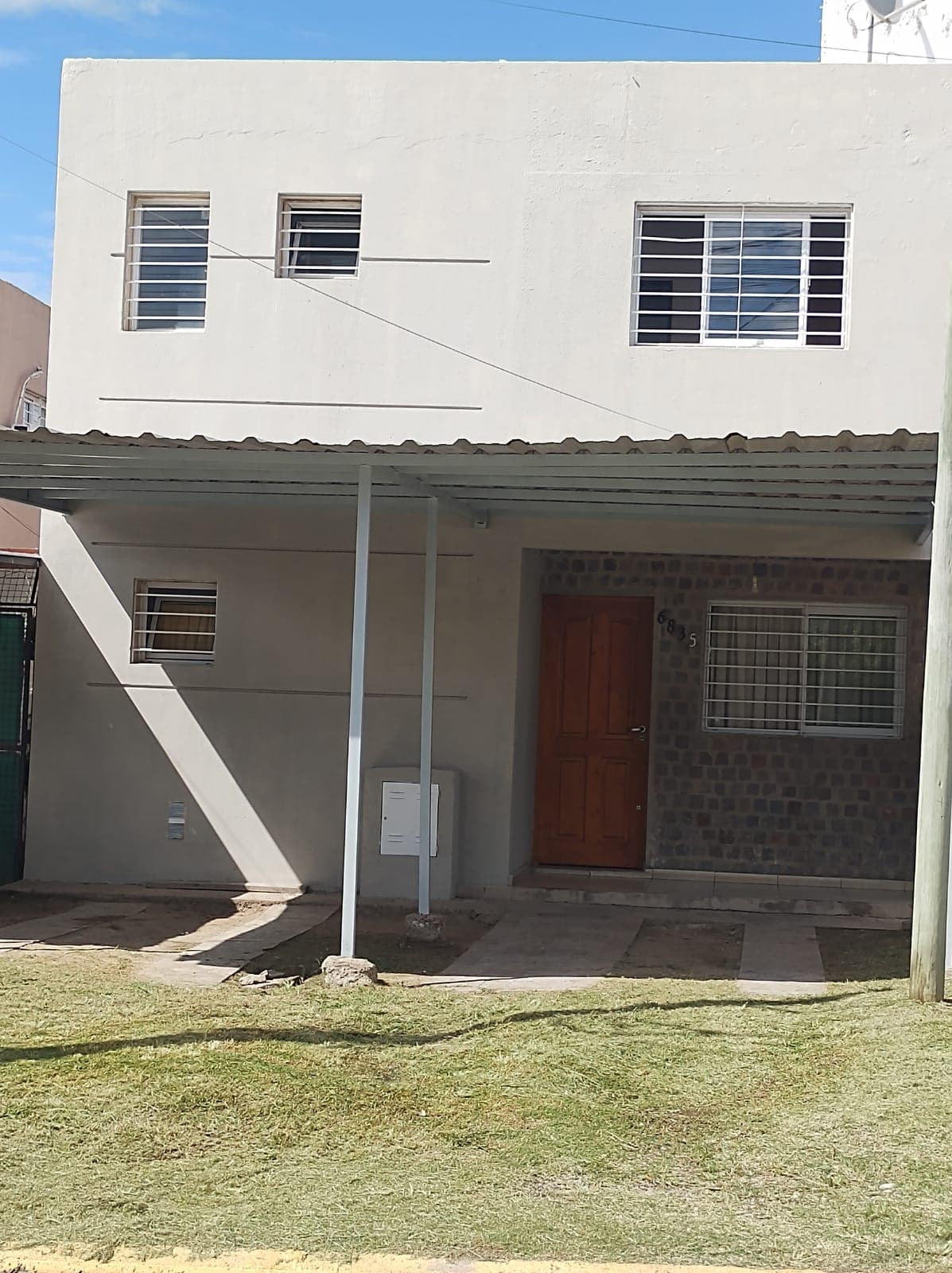 DUPLEX EN VENTA EN JARDINES DEL VALLE - Imagen 1