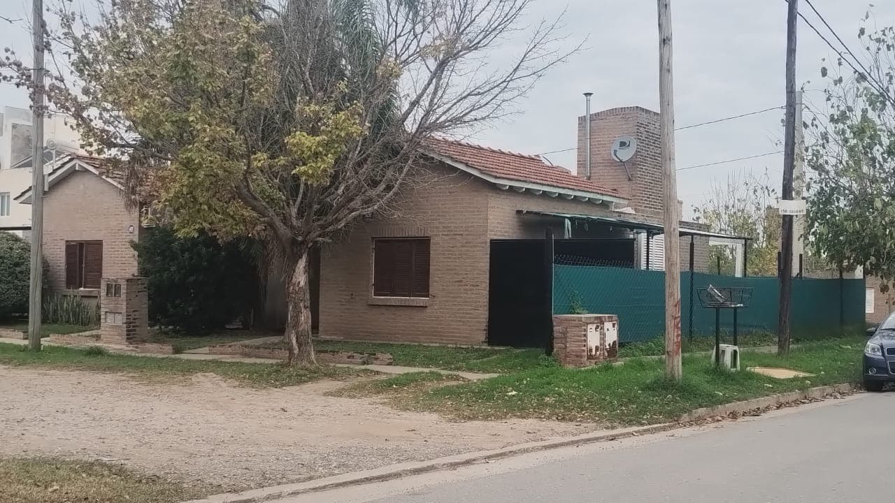 CASA EN VENTA EN NATANIA 19 - Imagen 1