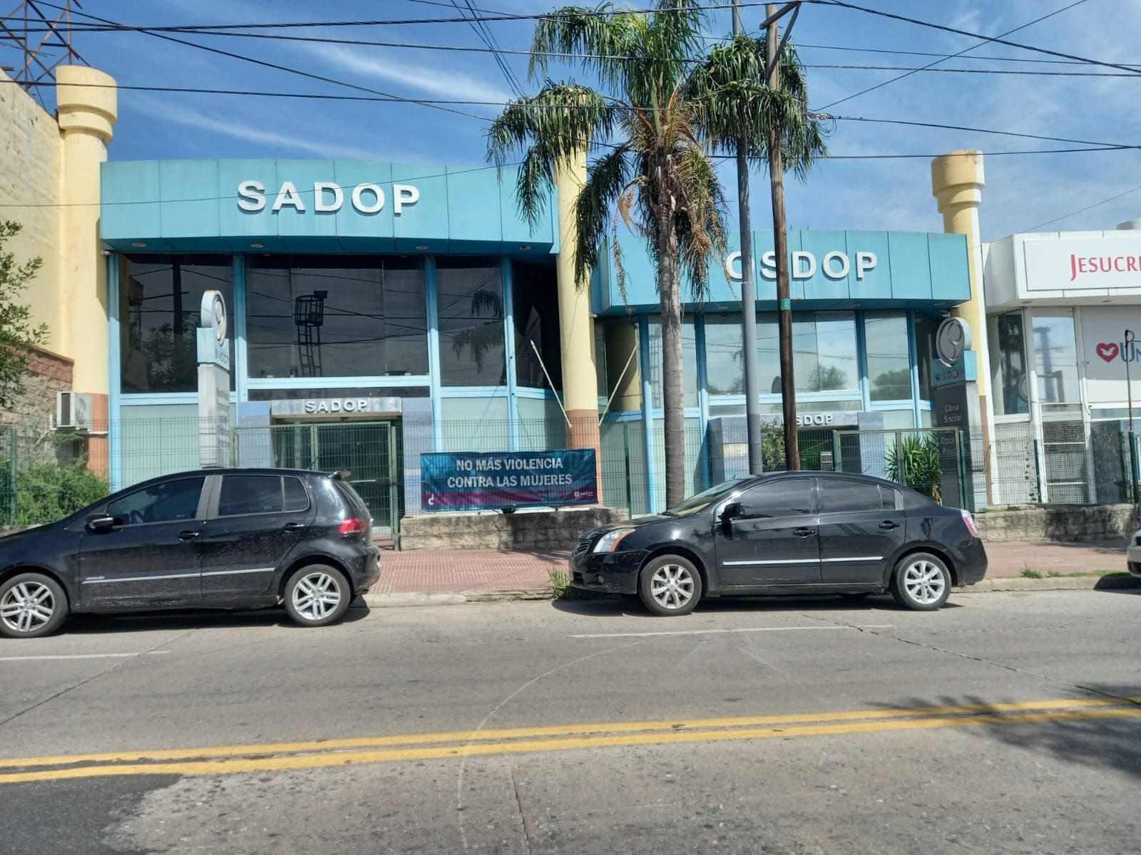 VENTA PROPIEDAD COMERCIAL EN VILLA ALBERDI - Imagen 1