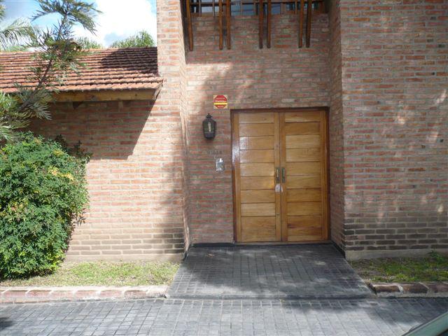 Venta de Casa en Barrio Urca  Excelente Ubicación - Imagen 1