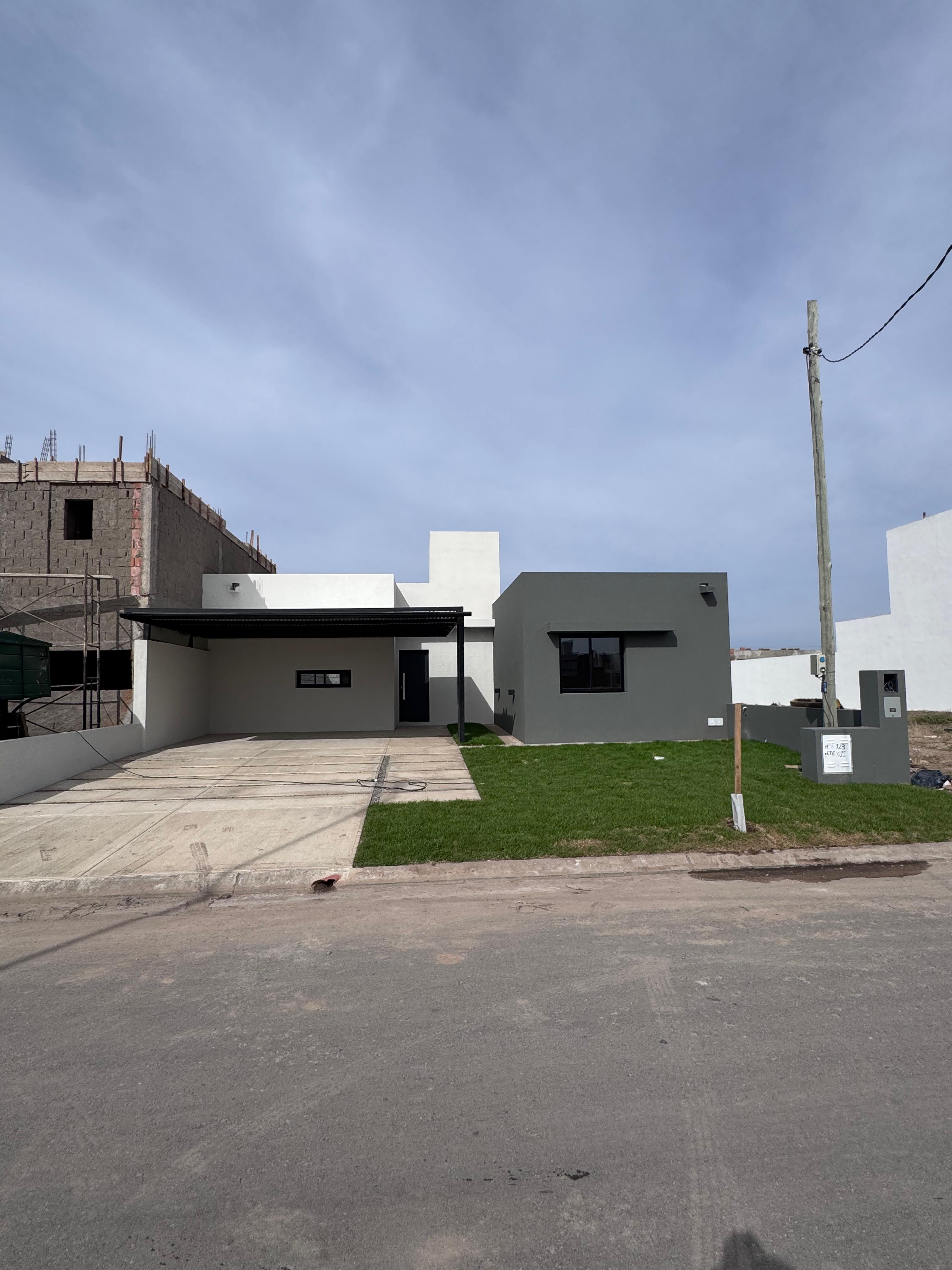 VENTA CASA EN NOBU TOWN - Imagen 1