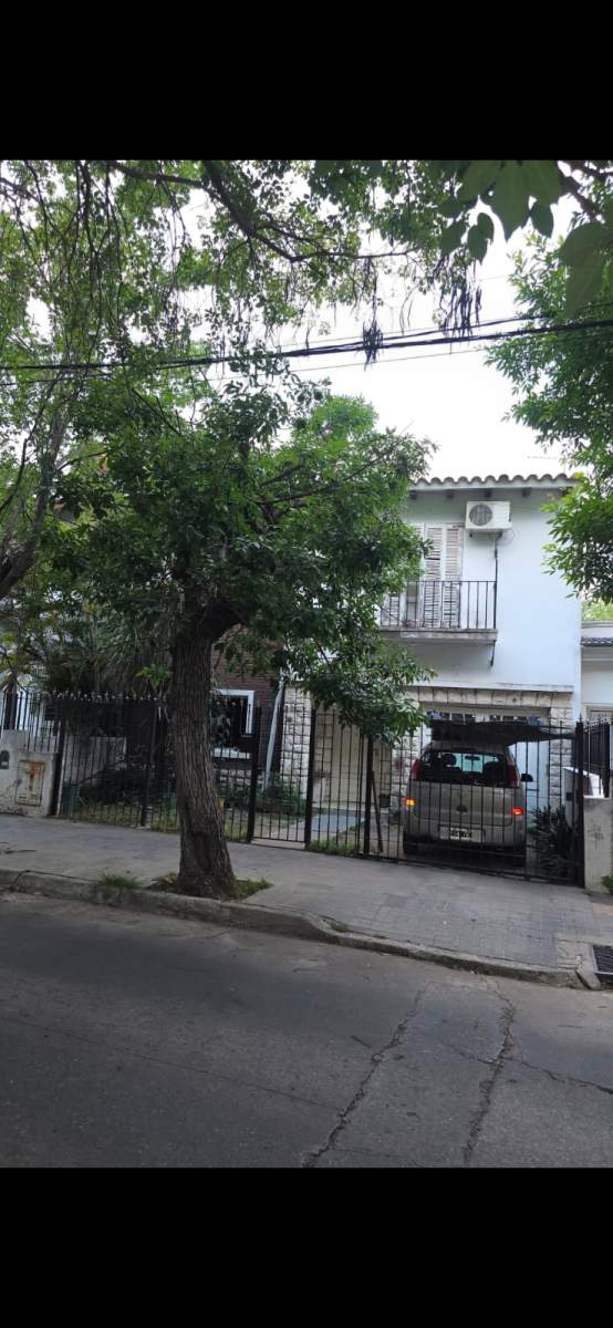 Casa en Venta  3 Dormitorios en Quinta Santa Ana, Córdoba - Imagen 1
