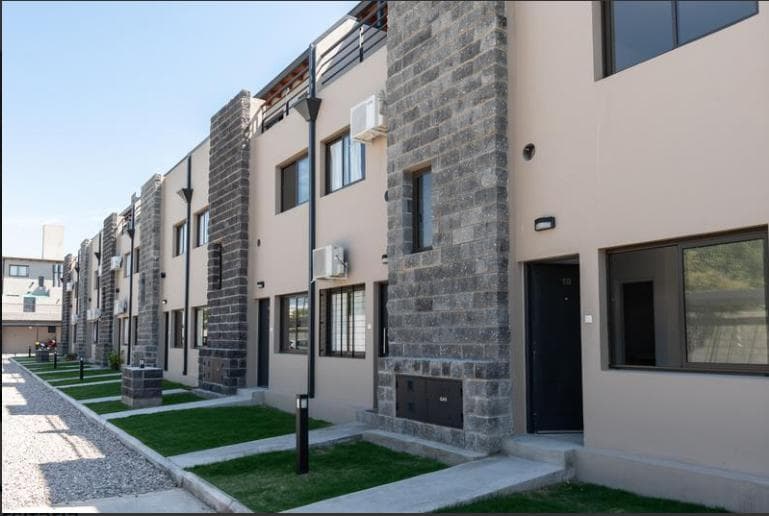 Dúplex en venta en complejo cerrado  Haus701 - Imagen 1