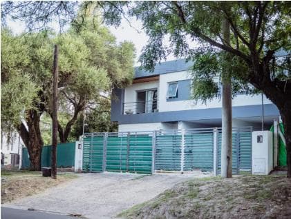 Duplex en venta de 3 dormitorios y 3 baños en Villa Warcalde - Imagen 1