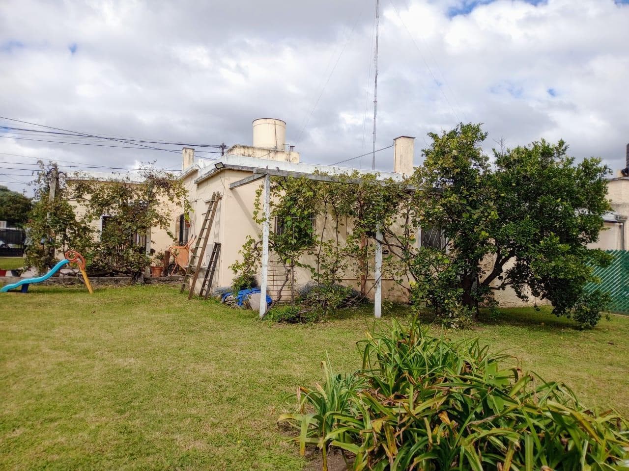 CASONA PARA EVENTOS EN VILLA ALLENDE - Imagen 1