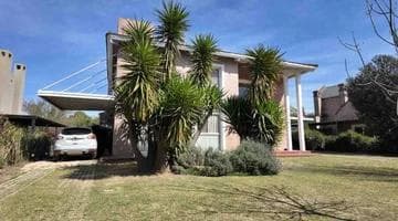 CASA 4 DORM CON PILETA, COUNTRY LA RESERVA - Imagen 1