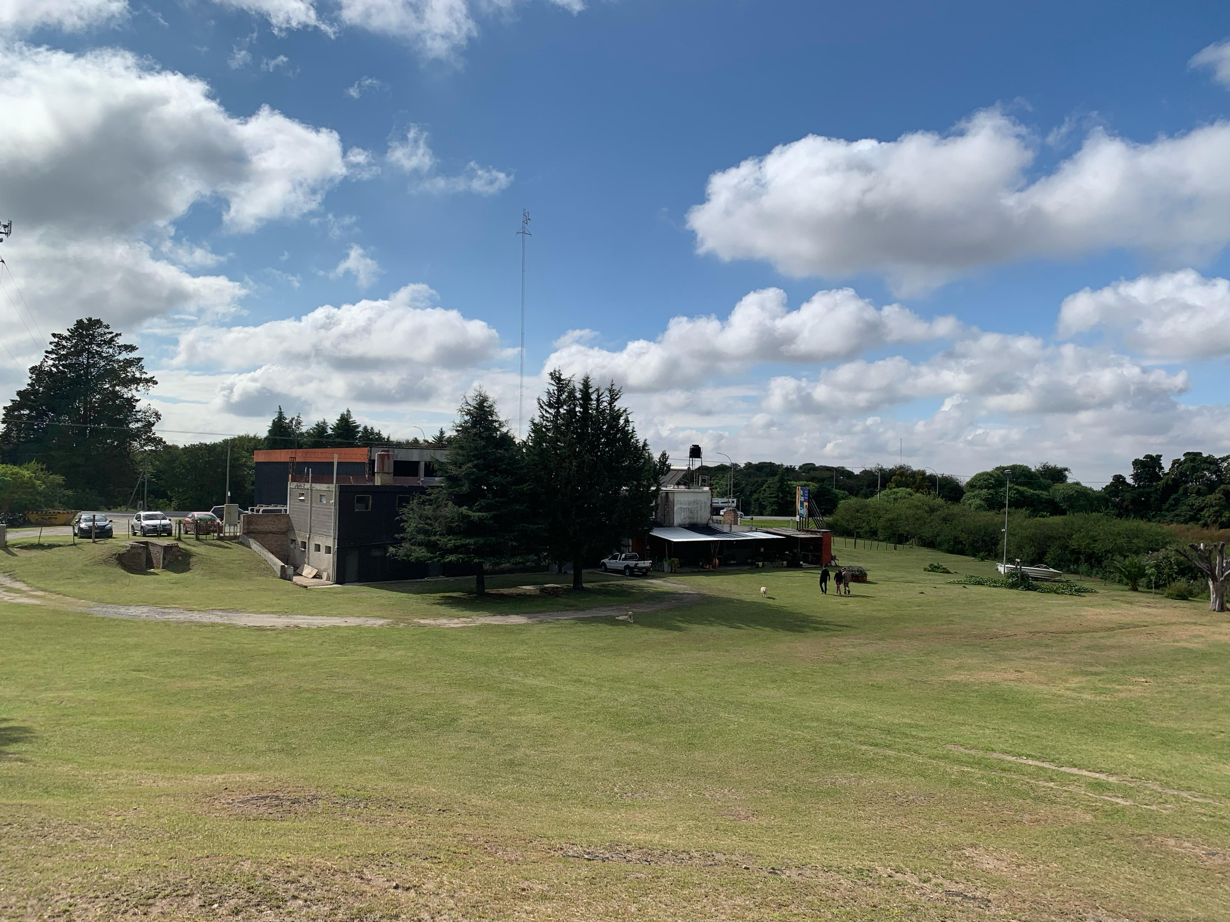 GALPON EN VENTA EN FALDA DEL CARMEN, - Imagen 1
