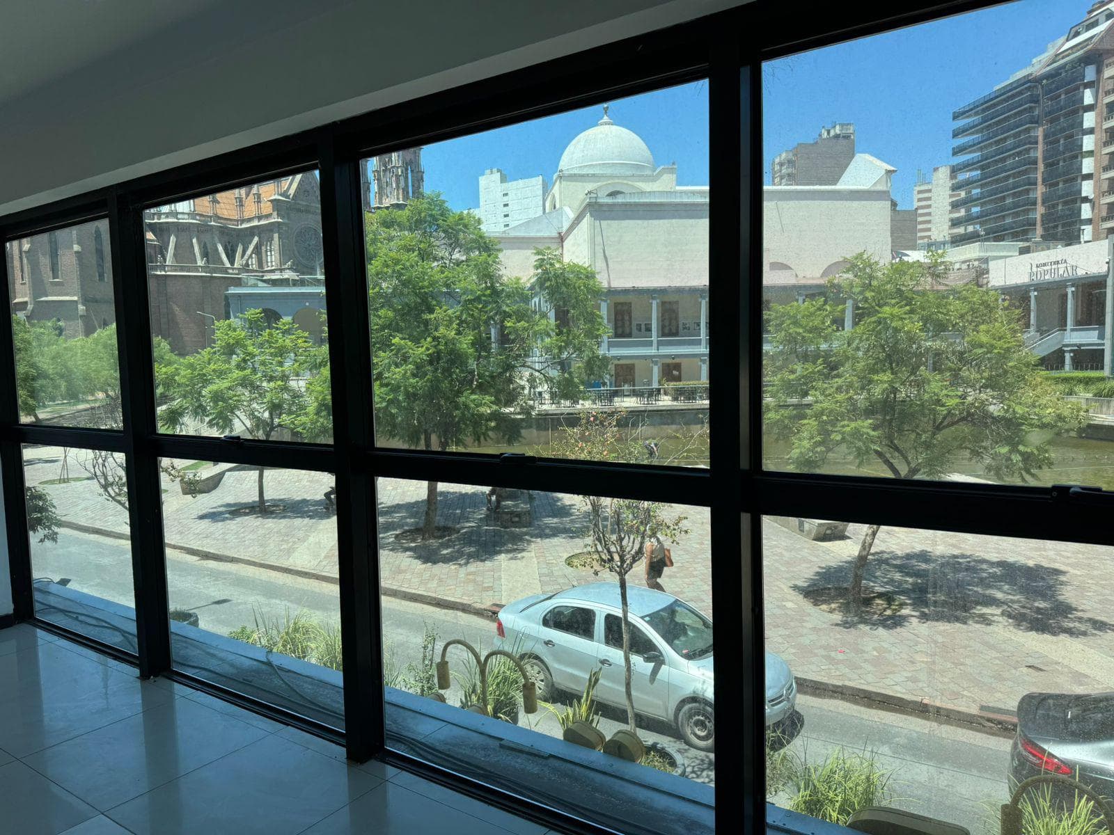 Oficinas en alquiler frente al Buen Pastor, Nueva Córdoba - Imagen 1