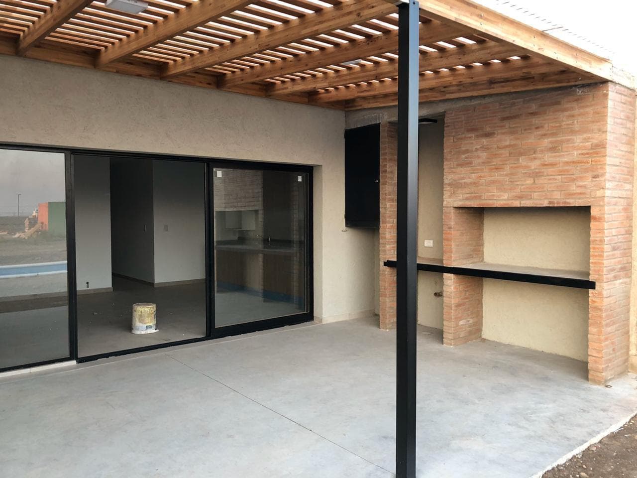 DUPLEX EN ALQUILER EN BARRIO DOCTA - Imagen 1