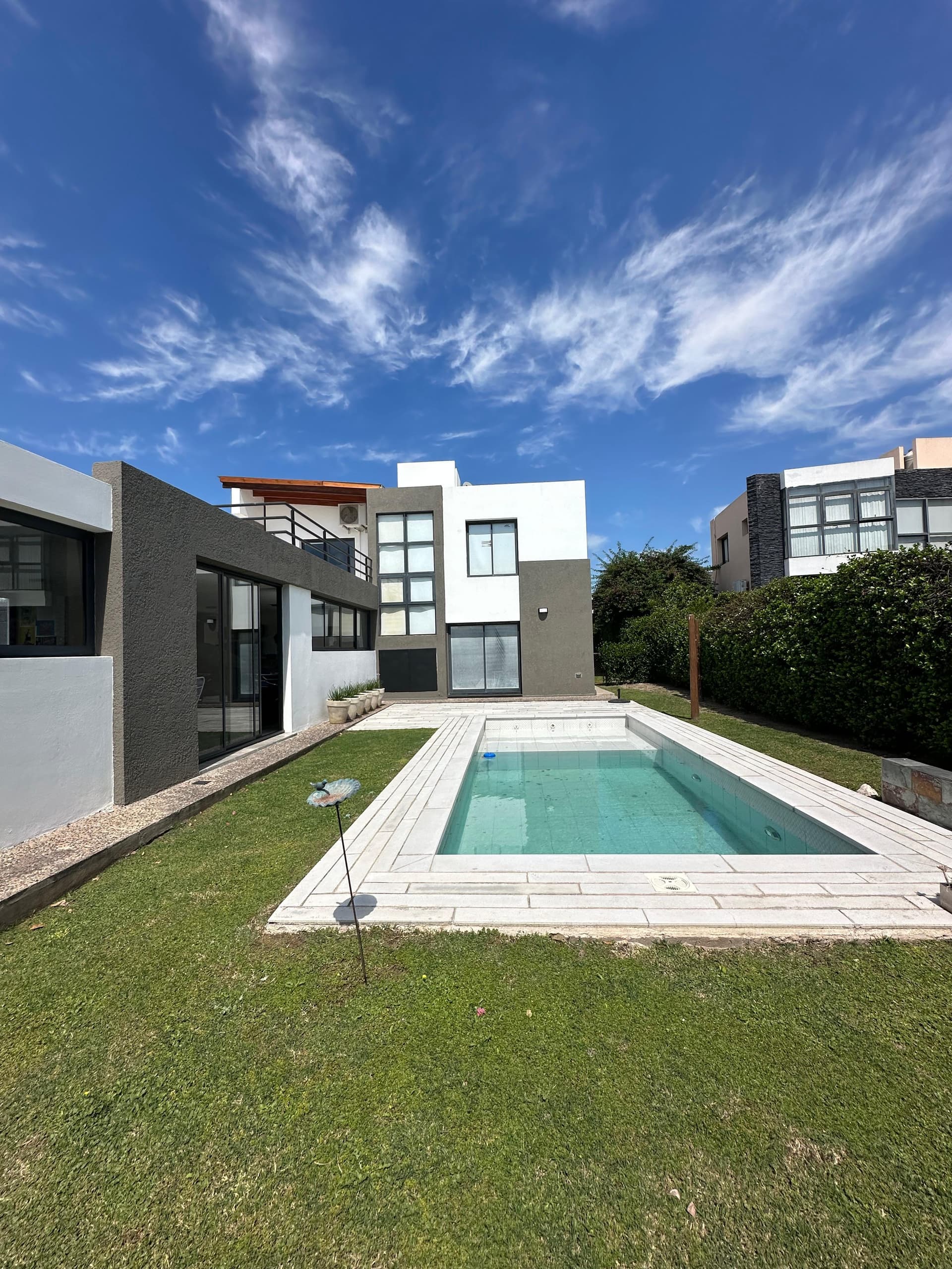 Casa de categoría en venta en Las Terrazas, Valle Escondido - Imagen 1