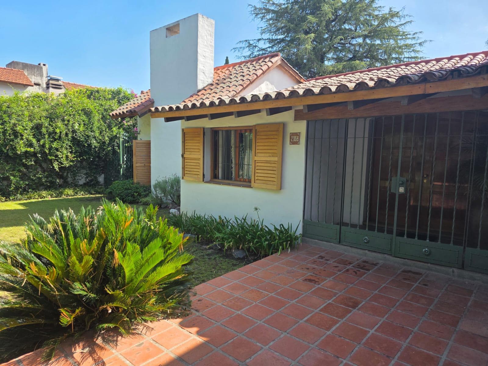 CASA EN VENTA EN VILLA BELGRANO APTO CREDITO - Imagen 1