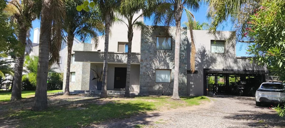 Casa en Venta en San Isidro- Villa Allende