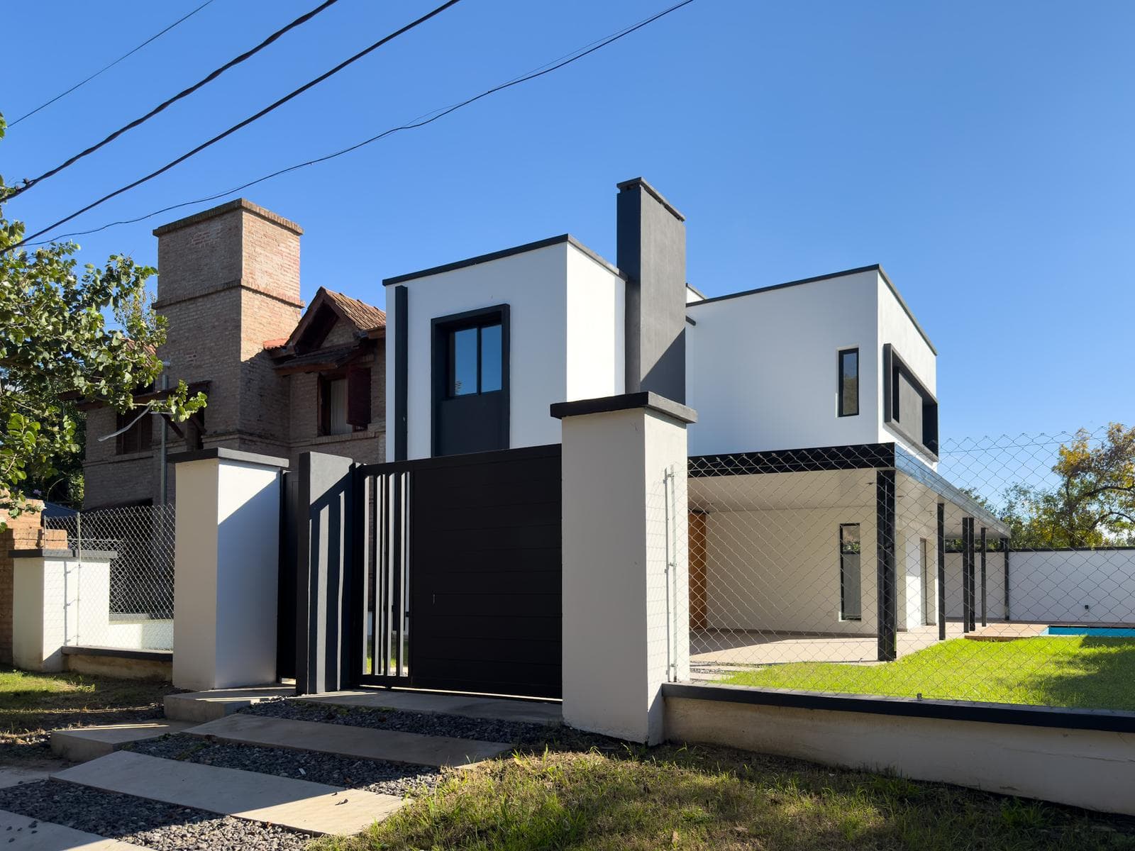 VENTA PH CON PILETA EN BARRIO LA CAROLINA - Imagen 1
