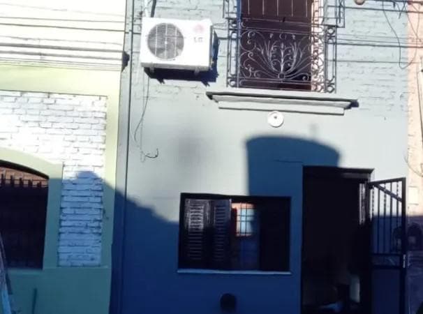 VENTA CASA DE 2 DORMITORIOS EN ALBERDI - Imagen 1