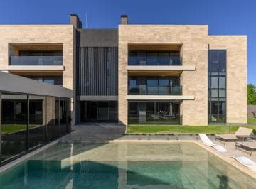 VENTA DEPARTAMENTO DE CATEGORÍA  EN PURO CERRO  CERRO DE LAS ROSAS - Imagen 1