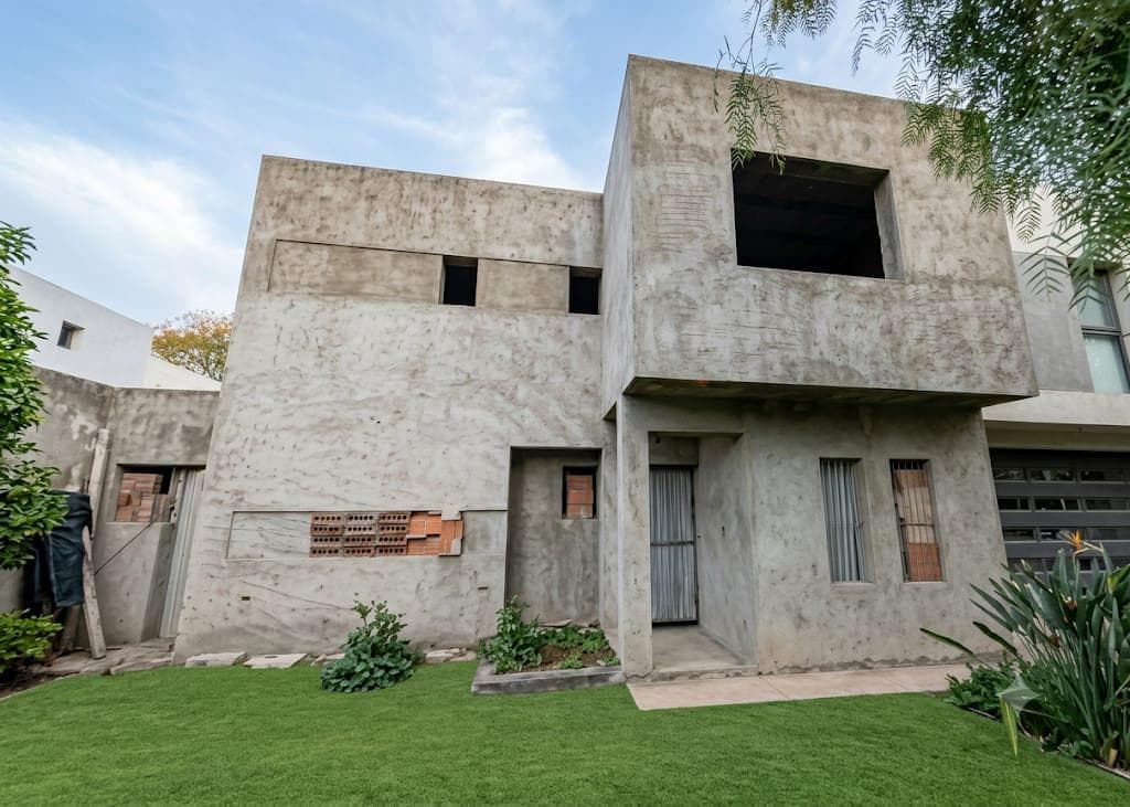 VENTA DUPLEX - OBRA  A TERMINAR - EN CAMPO DE VUELO IV - Imagen 1
