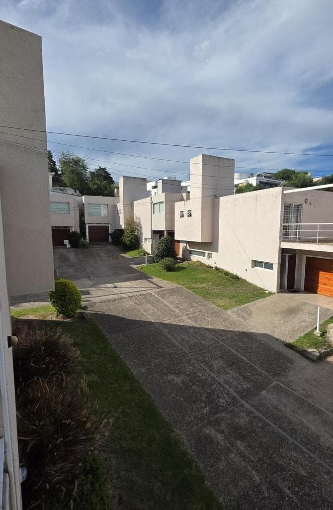 VENTA DÚPLEX  EN HOUSING  VILLA BELGRANO - Imagen 1