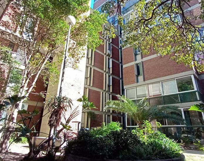 VENTA DEPARTAMENTO DE 2 DORMITORIOS EN CENTRO  TORRE AZUL - Imagen 1