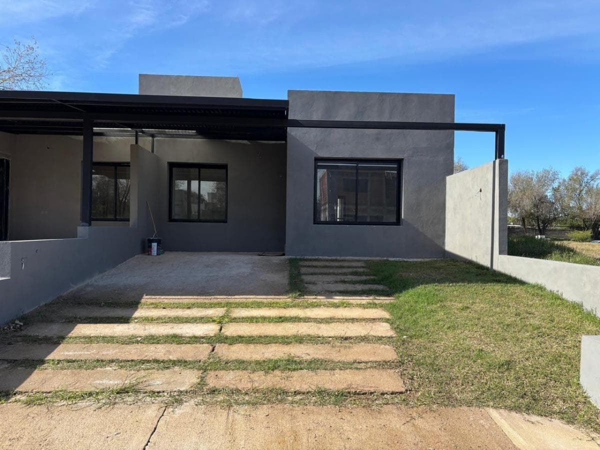 VENTA  DÚPLEX A ESTRENAR EN CATALINA  VILLA RIVERA INDARTE