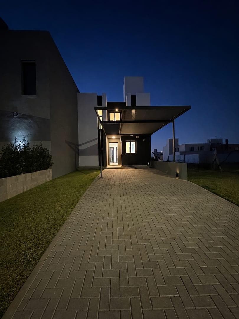 VENTA  DÚPLEX 2 DORMITORIOS EN DOCTA  CÓRDOBA - Imagen 1
