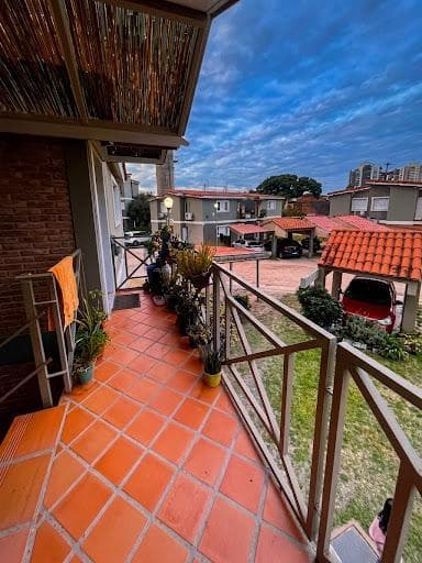 VENTA  DEPARTAMENTO  CON COCHERA EN COMPLEJO SAN SALVADOR - Imagen 1