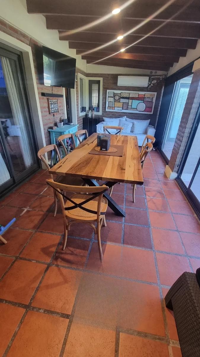 VENTA  CASA A ESTRENAR EN COUNTRY SAN ISIDRO  VILLA ALLENDE - Imagen 1