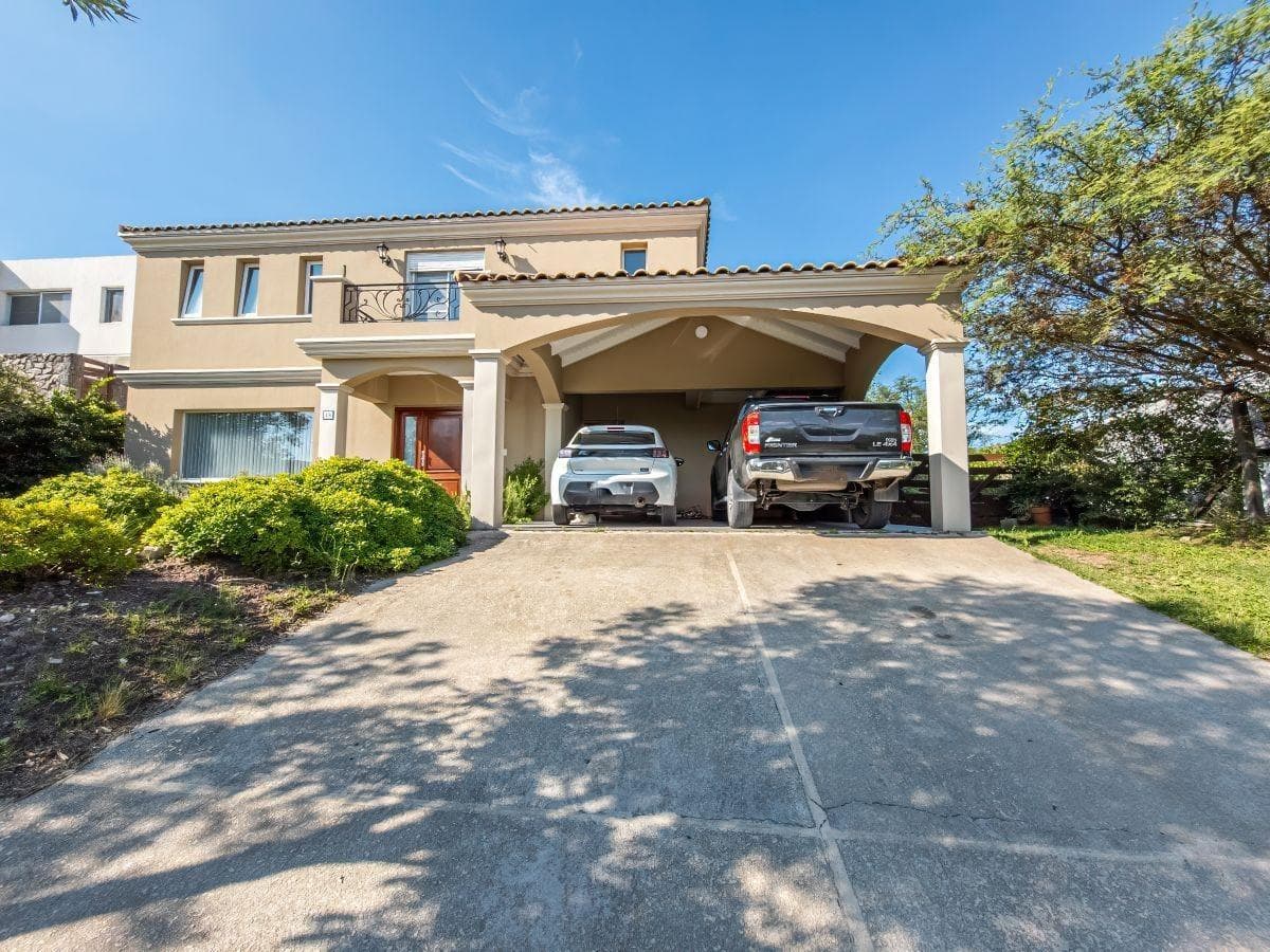 VENTA  CASA 3 DORMITORIOS EN ESTANCIA Q2  MENDIOLAZA - Imagen 1
