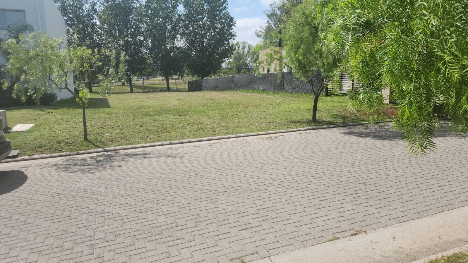 VENTA  LOTE EN SANTINA NORTE - Imagen 1